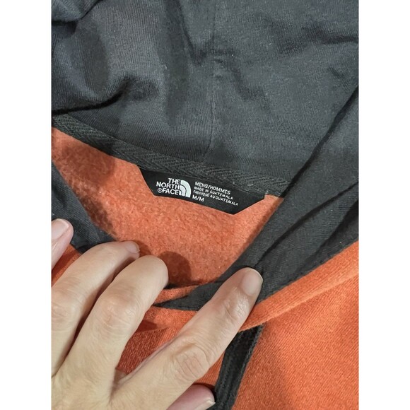 NORTH FACE Men's Medium Orange Hoodie Sweatshirt Outdoors Nature - Picture 3 of 9